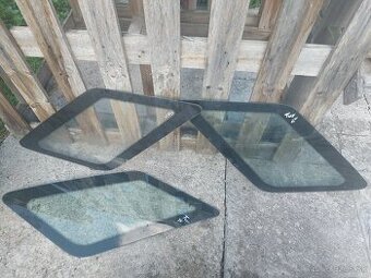 Škoda Felcia combi sklo