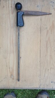 Predám lesnícku priemerku (klupňu) 40 cm, 30 cm.