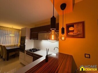 NA PREDAJ zariadený zrekonštruovaný 3 izbový byt, Komárno