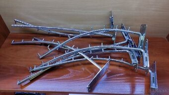 Kovové nástenné vešiaky - háky 7ks