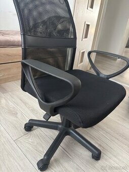 Kancelárska stolička