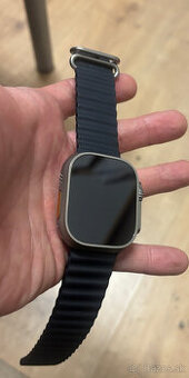 Apple Watch Ultra Seria 1 (49 mm - titanium)