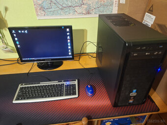 Starsia herna PC zostava s monitorom