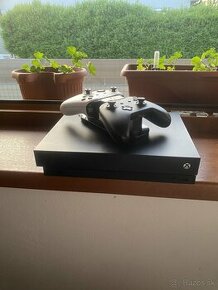 Xbox one x - 1