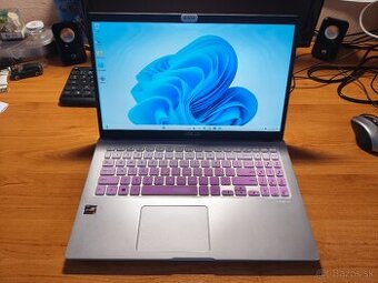 ASUS 15 Transparent Silver