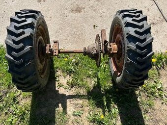 náprava s kolesami na malotraktor, pluh na oranie