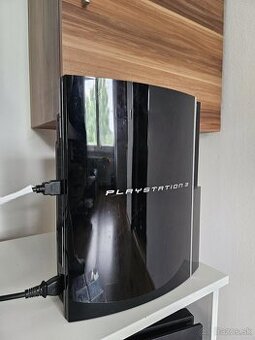 PlayStation 3 FAT 80 GB + 2 ovládače + 18 hier