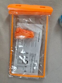 Novy obal ktory udrží mobil v suchu aj po ponoreni do vody.