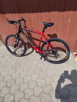 Carbonovy bicykel