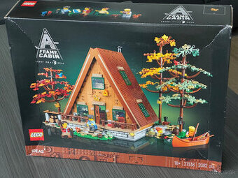 LEGO Ideas 21338 - Chata „Áčko“ (poškodená krabica)