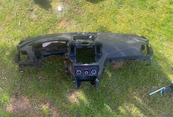 subaru xv palubovka + airbag spolujazdca 2018+