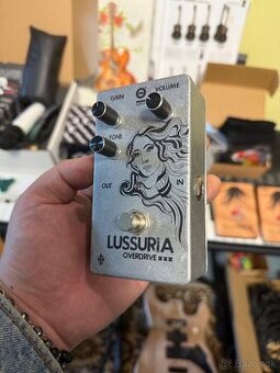 Predám overdrive gitarový pedal LUSSURIA Dophix