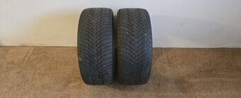 predam zimne pneumatiky Nokian 235/40 R19, 2ks, 40eur