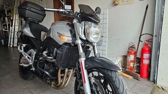 Suzuki GSR 600
