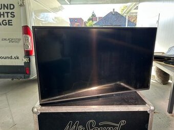 LG 43′′ (LG 43UM7100PLB)