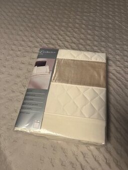 Prehoz na posteľ a návleky na vankúše