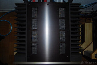 Accuphase A-48 ZOSILŇOVAČ VÝKONU