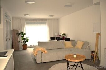 Na predaj - 2 izbový byt, ul. Agátová, Bratislava IV