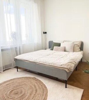 Manželská posteľ SLATTUM