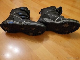 Chlapcenske topanky č.38