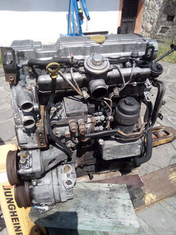 Predám Motor Opel Sinta X22DTH.