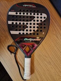 Bullpadel 04 Comfort 24 Padelová raketa