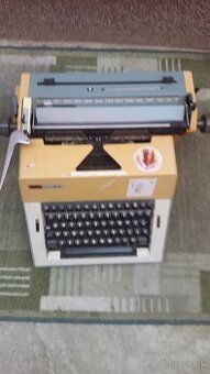 Písací stroj