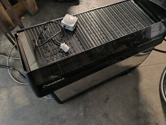 PROFESIÓNÁLNY KÁVOVAR