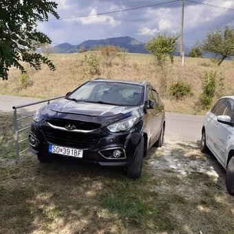 HYUNDAI ix35 2.0 CRDi VGT Premium 4x4 A/T 6.st
