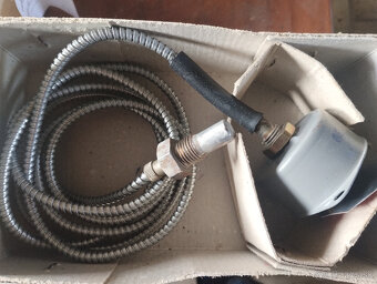 Škoda 1203:nový teplomer,zámky dverí