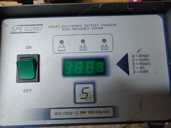 nabíjačka autobatérií