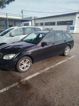 Mercedes Benz 200 cdi