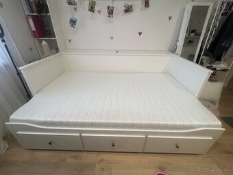 Posteľ Hemnes ikea