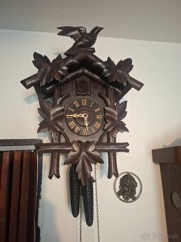 Predám funkčné starožitné veľké kukučky kukajú pol a celú ho