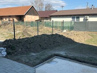 Darujem hlinu za odvoz