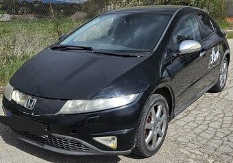 Rozpredám Honda civic 8g 2.2 cdti 103kw UFO