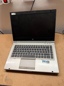 Predám pokazený notebook na náhradné diely zn. HP 8460p.