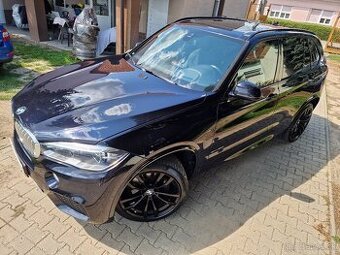 BMW X5 xDrive 40d A/T8 313k (diesel) kup. v SR