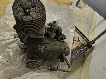 Predám motor Jawa "rezervovaný"