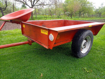vlečka za malotraktor Terra Vari Agzat