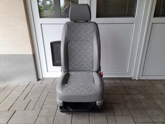 VW T5 sedačka
