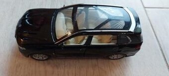 Kovové autíčko BMW