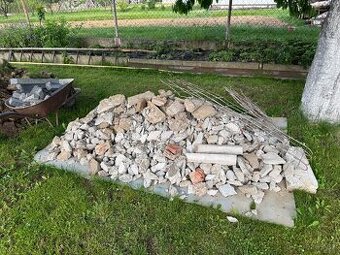 Darujem za odvoz stavebny odpad, kamene, betony