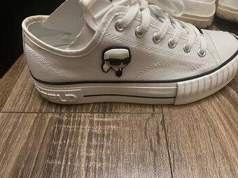 Karl Lagerfeld platenky