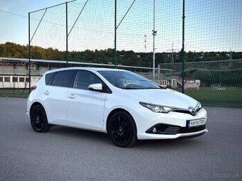 Toyota Auris 1.6 VVT, 97 kW