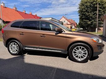 Volvo XC60 4x4 2,4 D5 automat AT/6 r.v.2009