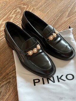 Pinko leather loafers