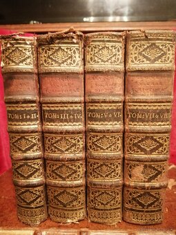 Niaka stará biblia 4 zväzky z. roku 1755