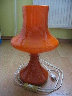 Ponuka: Stolová retro lampa, výška 41 cm (pozri foto):