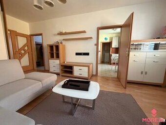 3 izbový byt  balkónom Topoľčany Juh - 1